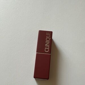 Clinique Deep Red Lipstick, shade woo me